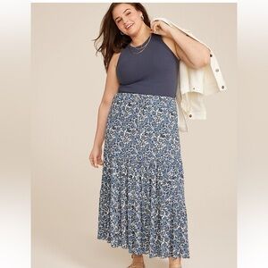 🍀 Maurices Bohemian Navy & White Floral High Waist Tiered Maxi Skirt